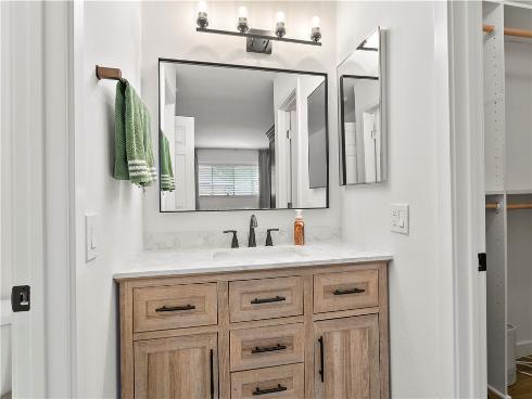 2340 Joana 4 Drive, Santa Ana, CA