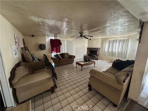 2125 W 11th , Santa Ana, CA