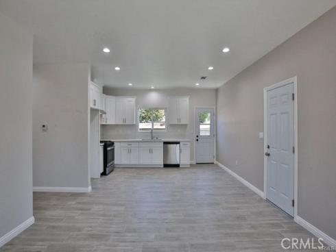 2302 W La Verne   Avenue, Santa Ana, CA