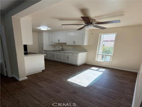 1000 W Macarthur , Santa Ana, CA