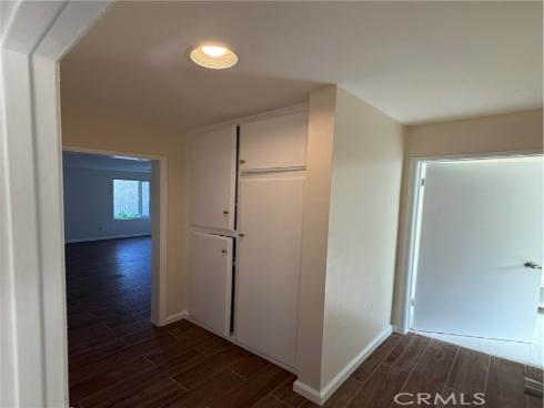 1000 W Macarthur , Santa Ana, CA