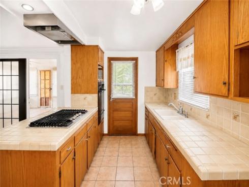 4213 W Roberts , Santa Ana, CA