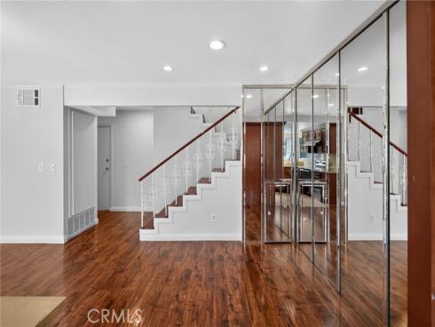 5130 W 1st  E , Santa Ana, CA