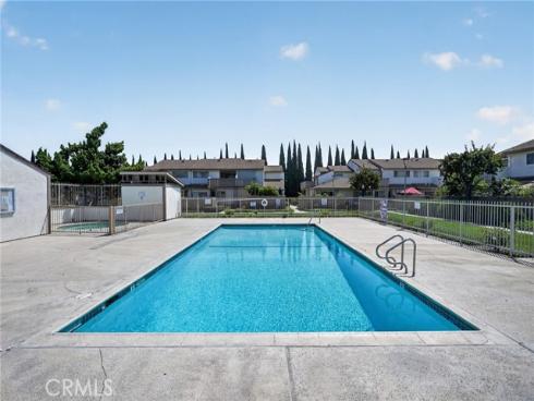 5130 W 1st  E , Santa Ana, CA