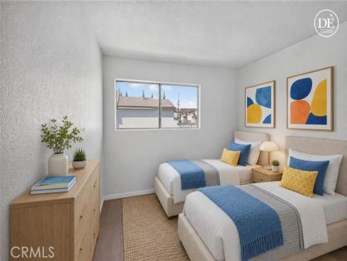 5130 W 1st  E , Santa Ana, CA