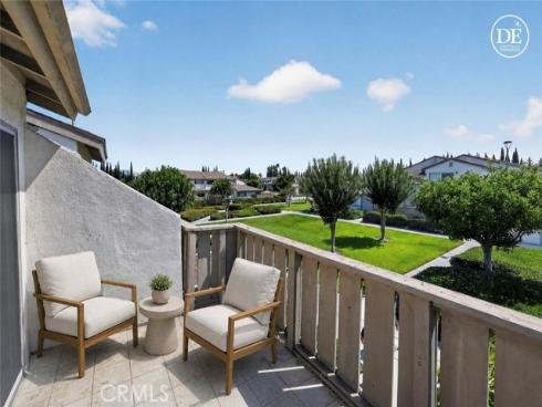 5130 W 1st  E , Santa Ana, CA