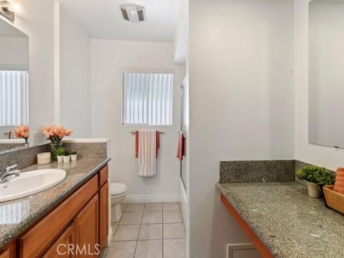 1801  Greenleaf  15  Street, Santa Ana, CA