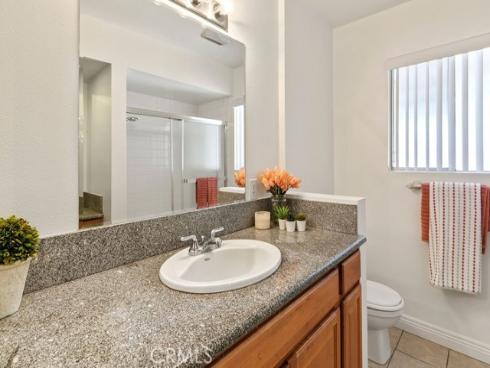 1801  Greenleaf  15  Street, Santa Ana, CA