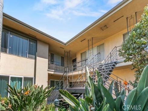 1801  Greenleaf  15  Street, Santa Ana, CA