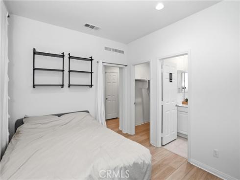 916  E 3rd St  , Santa Ana, CA