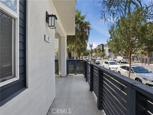916  E 3rd St  , Santa Ana, CA