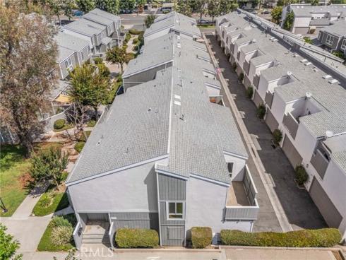 2710 W Segerstrom F Avenue, Santa Ana, CA