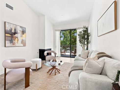 2538 W Macarthur #J Boulevard, Santa Ana, CA