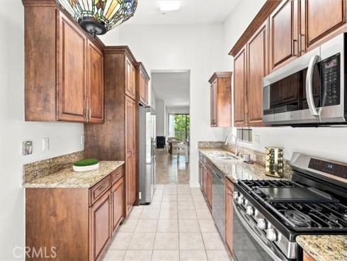 2538 W Macarthur #J Boulevard, Santa Ana, CA