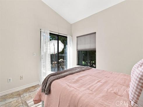 2538 W Macarthur #J Boulevard, Santa Ana, CA
