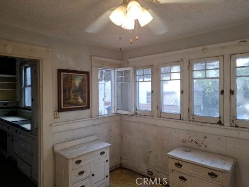 1532 E 4th , Santa Ana, CA