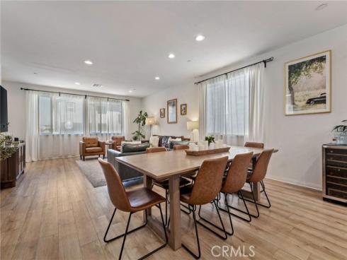 924 E 3rd Street, Santa Ana, CA