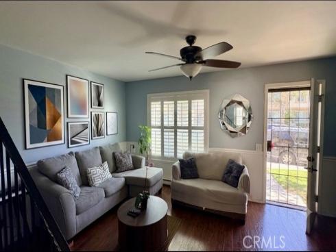 321  Carriage Dr. #d  , Santa Ana, CA