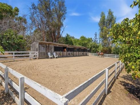 12781 Barrett , Santa Ana, CA