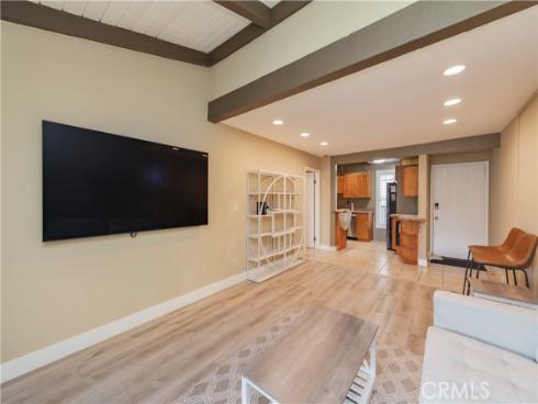 1000 W Macarthur 13 Boulevard, Santa Ana, CA