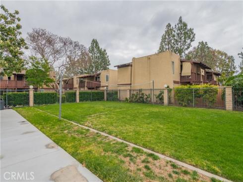 1000 W Macarthur 13 Boulevard, Santa Ana, CA