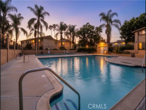 1602 N King F3 , Santa Ana, CA