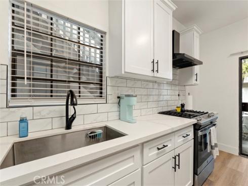 2504 W Macarthur I Boulevard, Santa Ana, CA