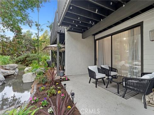 2504 W Macarthur I Boulevard, Santa Ana, CA