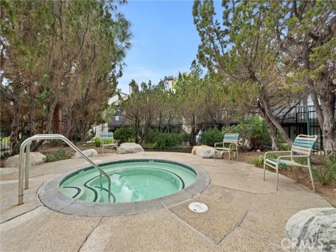 2504 W Macarthur I Boulevard, Santa Ana, CA