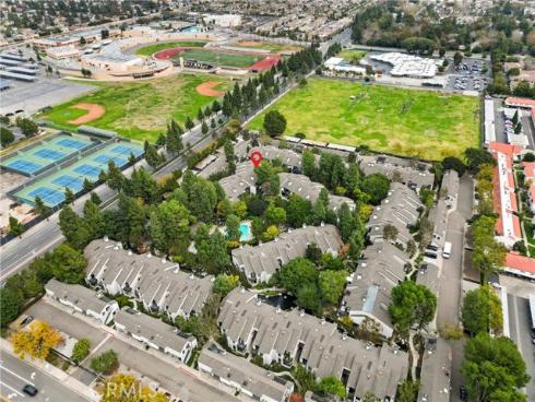 2504 W Macarthur I Boulevard, Santa Ana, CA