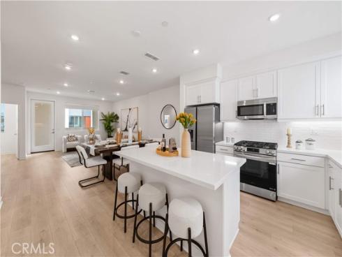 1816 E 1st 440 , Santa Ana, CA