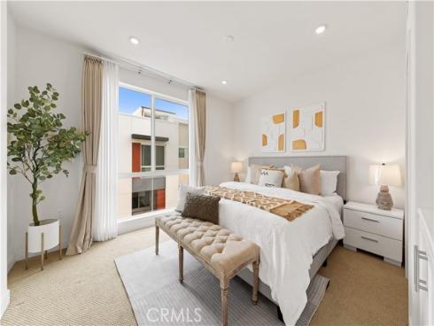 1816 E 1st 440 , Santa Ana, CA