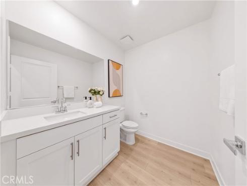 1816 E 1st 440 , Santa Ana, CA