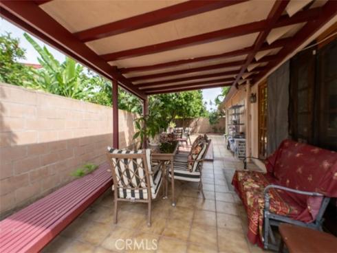 3102 S Pacific , Santa Ana, CA