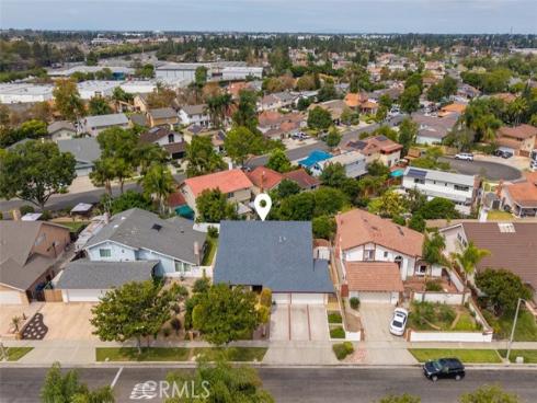 3102 S Pacific , Santa Ana, CA