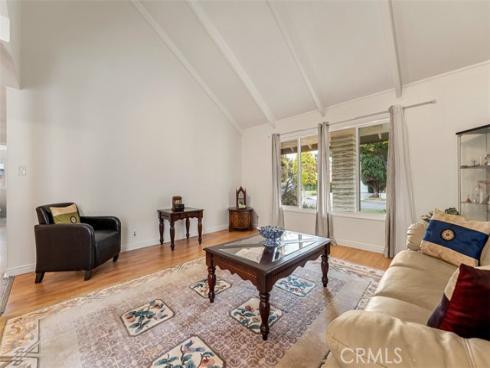 3102 S Pacific , Santa Ana, CA