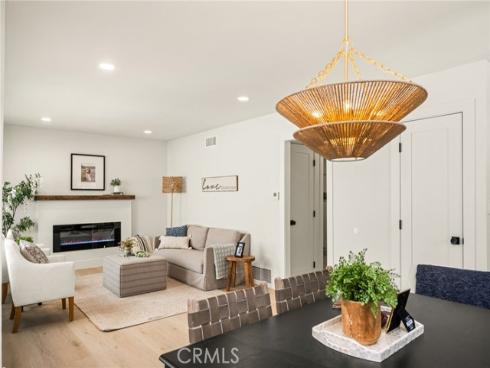 1922 W Flora   Street, Santa Ana, CA