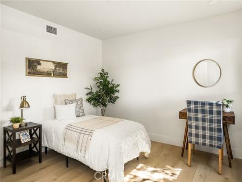 1922 W Flora   Street, Santa Ana, CA