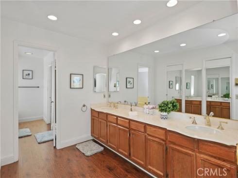 1782  Bridal Path   Way, Santa Ana, CA