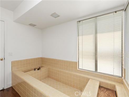 1782  Bridal Path   Way, Santa Ana, CA