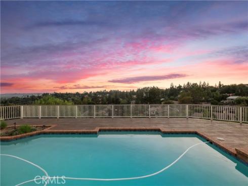 1782  Bridal Path   Way, Santa Ana, CA