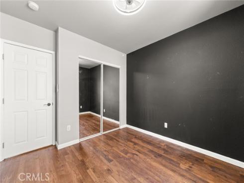 2211  Oak   Street, Santa Ana, CA