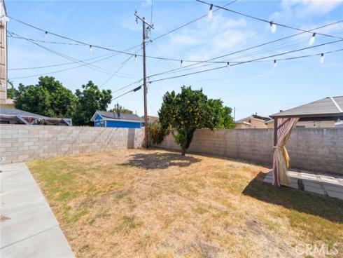 2211  Oak   Street, Santa Ana, CA