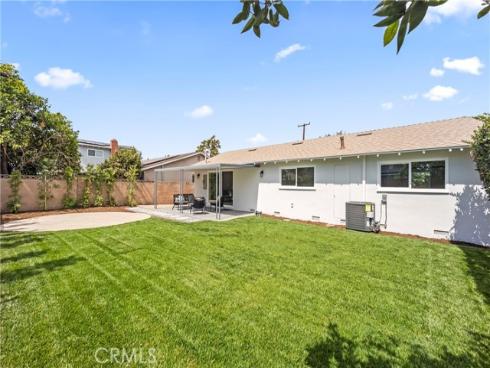2218  Lewis  , Santa Ana, CA