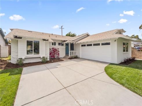 2218  Lewis  , Santa Ana, CA