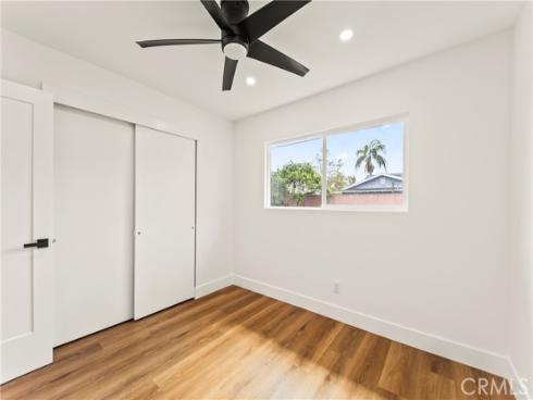 2218  Lewis  , Santa Ana, CA