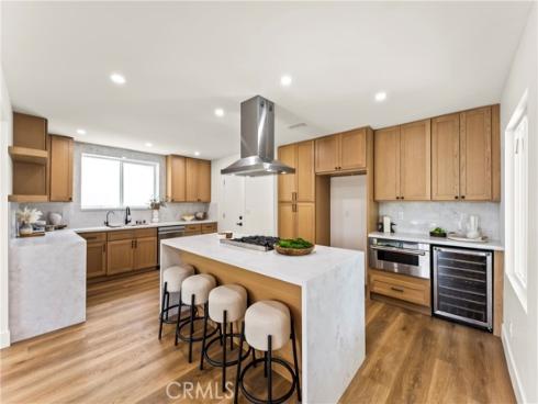 2218  Lewis  , Santa Ana, CA