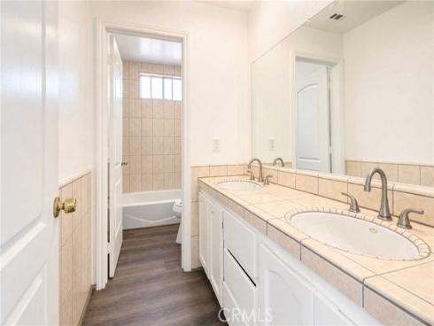 1042 W Mcfadden   Avenue, Santa Ana, CA