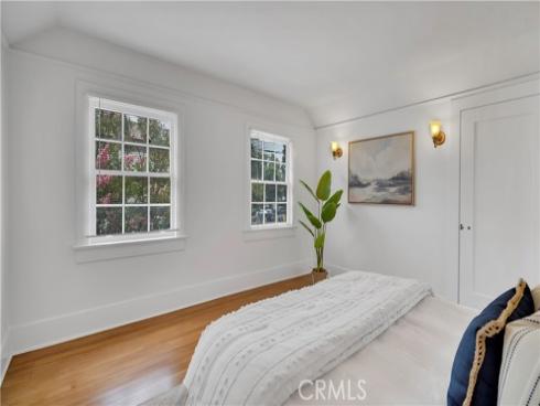 207 W Buffalo Avenue, Santa Ana, CA