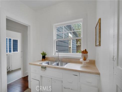 207 W Buffalo Avenue, Santa Ana, CA